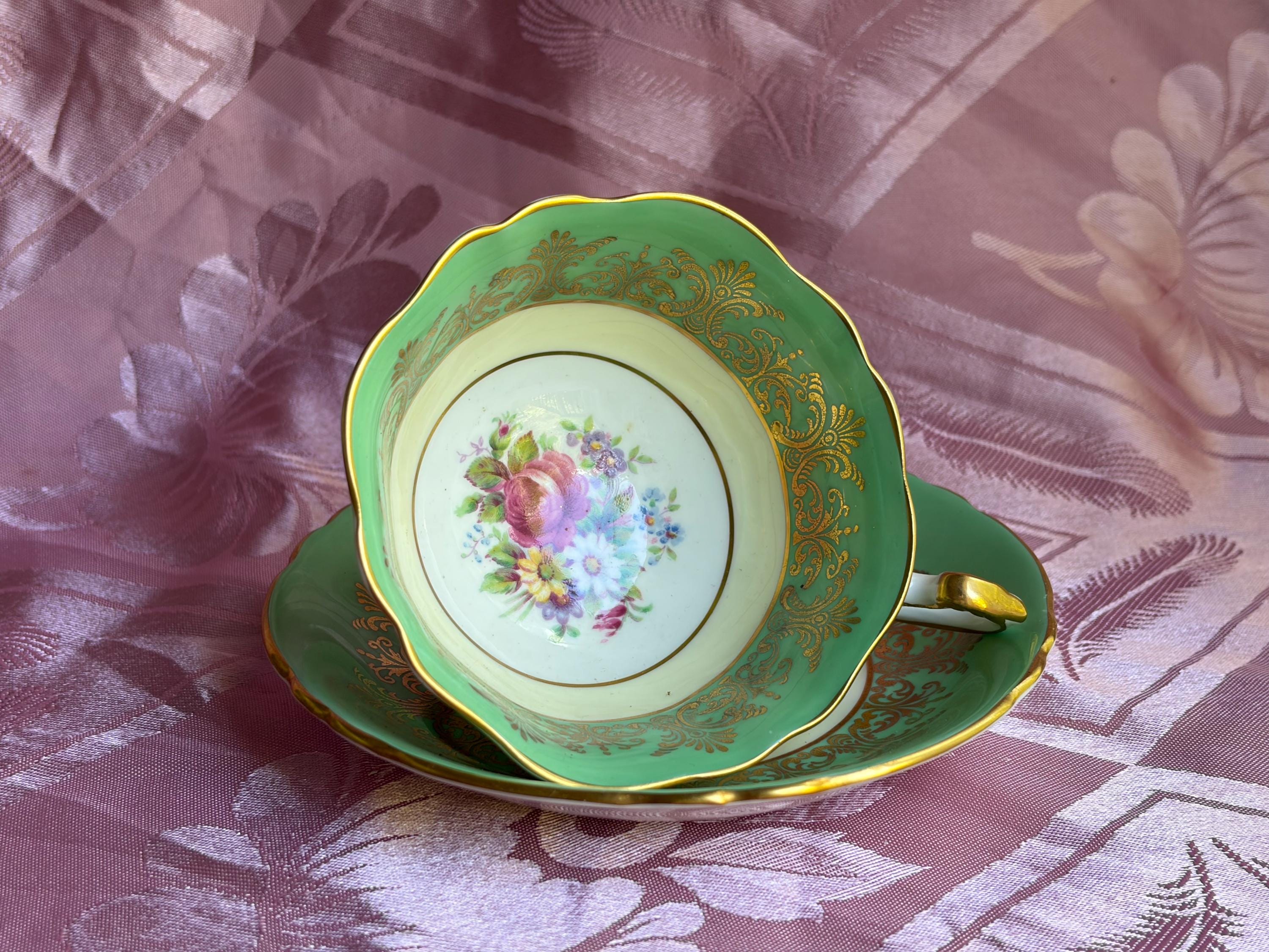 Paragon “Mint Green with Golden Filigree” – Vintage Fine Bone China Cup & Saucer – England