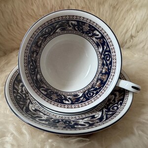 Wedgwood Florentine Teacup & Saucer – Blue Brown – Bone China England zdjęcie 5