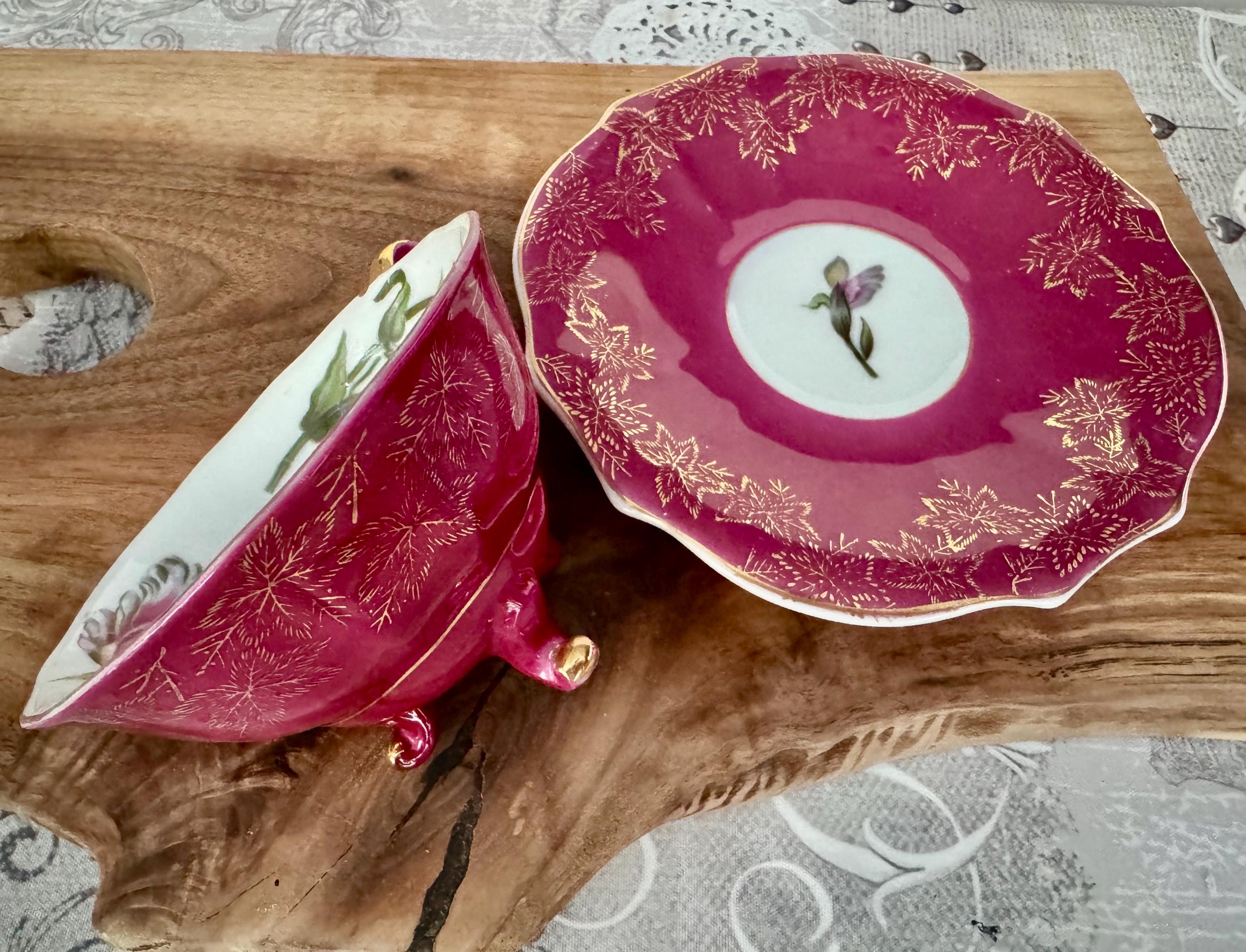 Vintage Hand Painted Japan Three-Footed Teacup & Saucer – Crimson Red with Gold Maple Leaf Motif