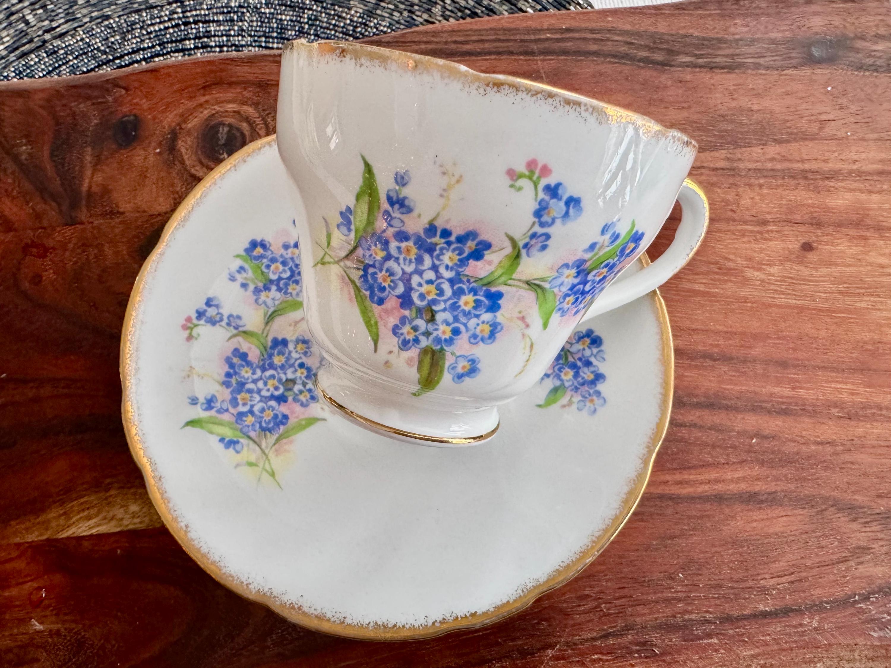 Salisbury Bone China Teacup & Saucer – Elegant Forget-Me-Not Floral Design