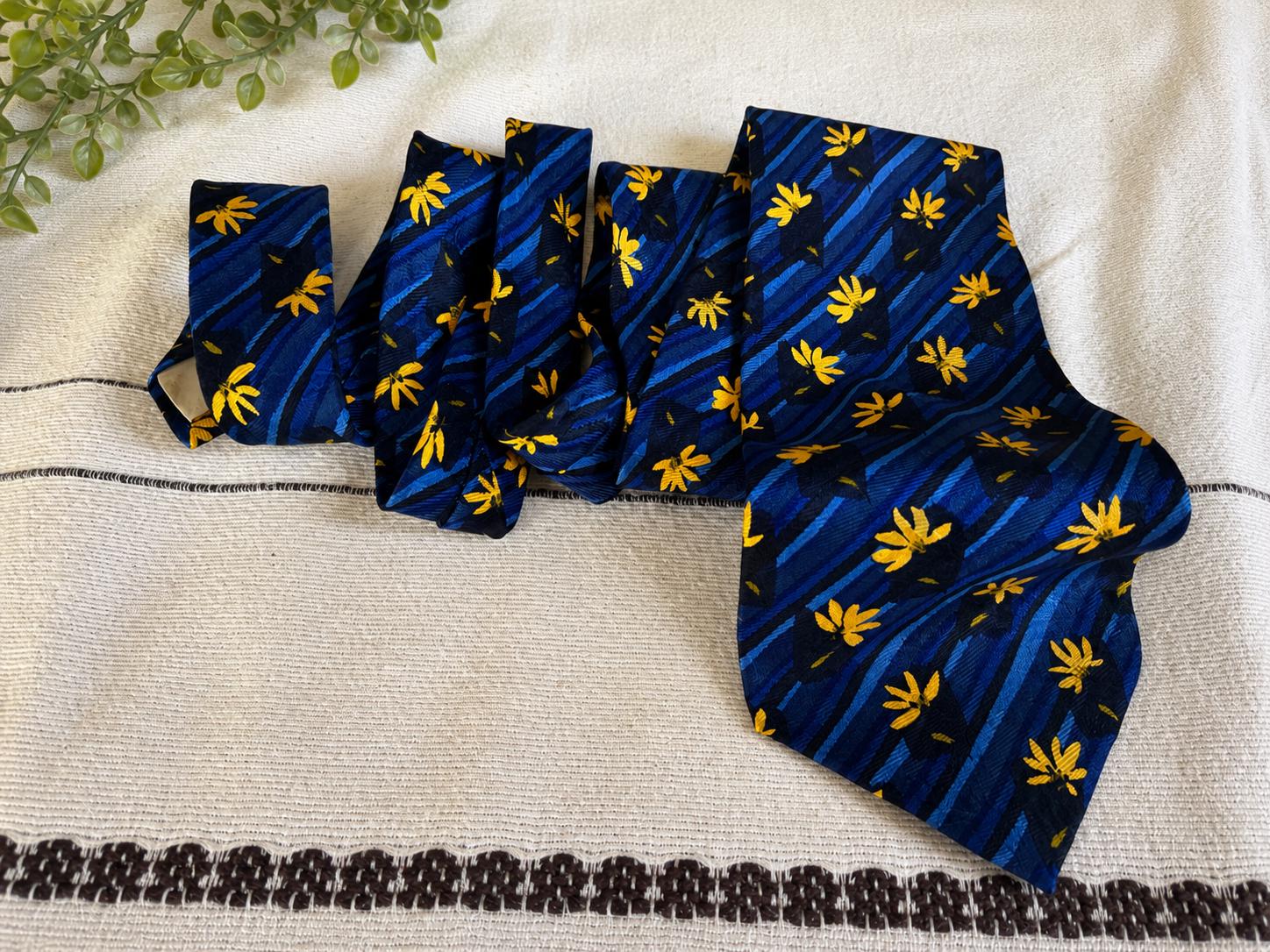 Vintage Fumaralli’s Italian Silk Floral Necktie – Blue & Gold Designer Tie – Made in Italy