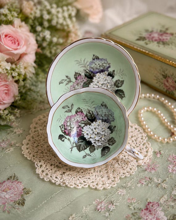 Rare Vintage Paragon Hydrangea Teacup & Saucer – Fine Bone China England