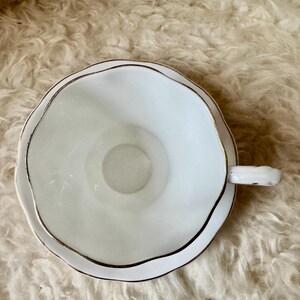 Royal Grafton Fine Bone China Teacup & Saucer – Pink Floral – Made in England 画像 8