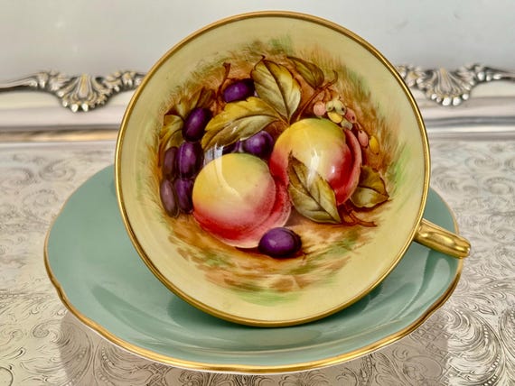Vintage Aynsley Orchard Fruit Teacup & Saucer: Signed D. Jones, 1939