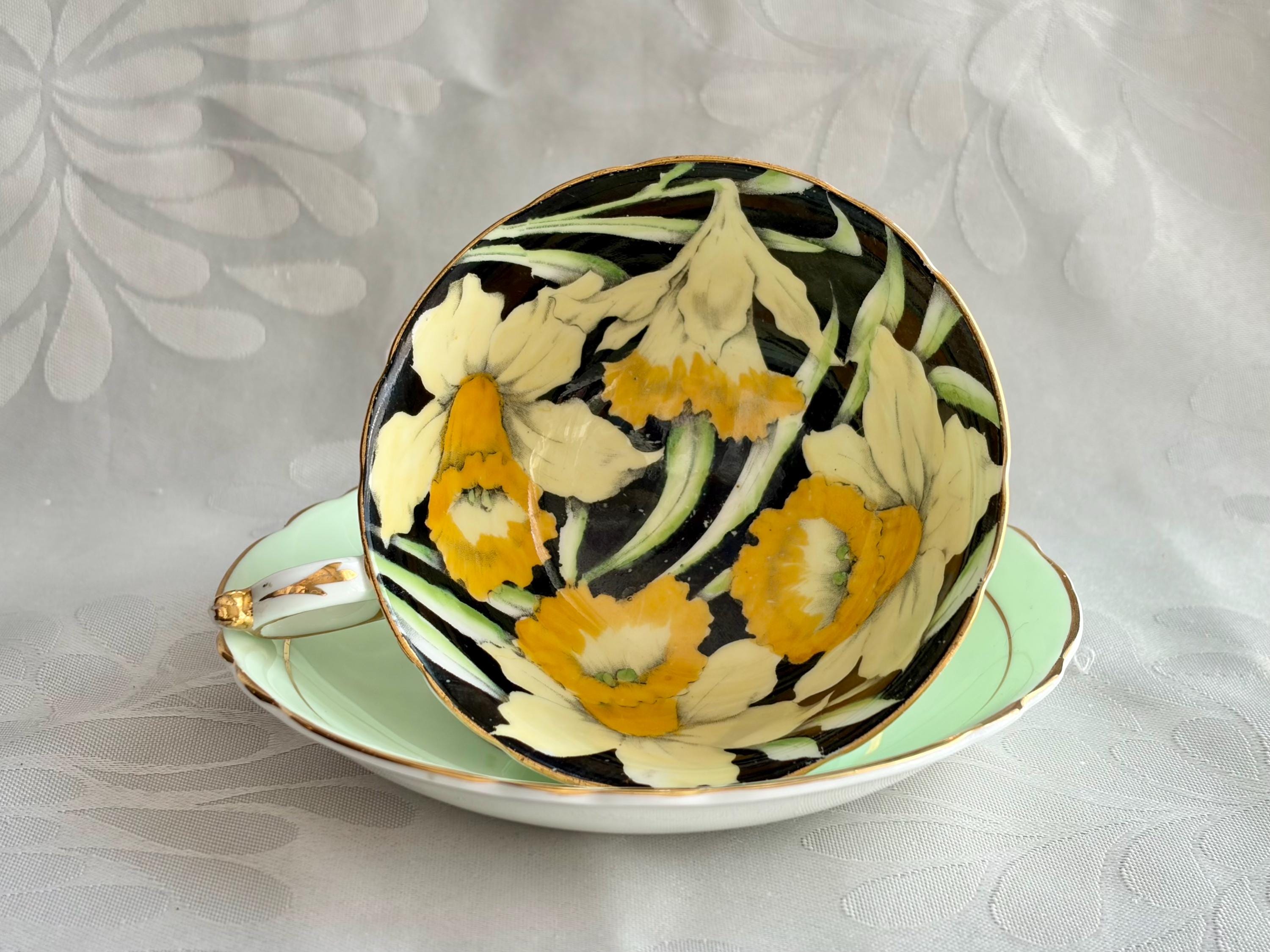 Vintage Paragon Double Warrant Daffodil Teacup & Saucer