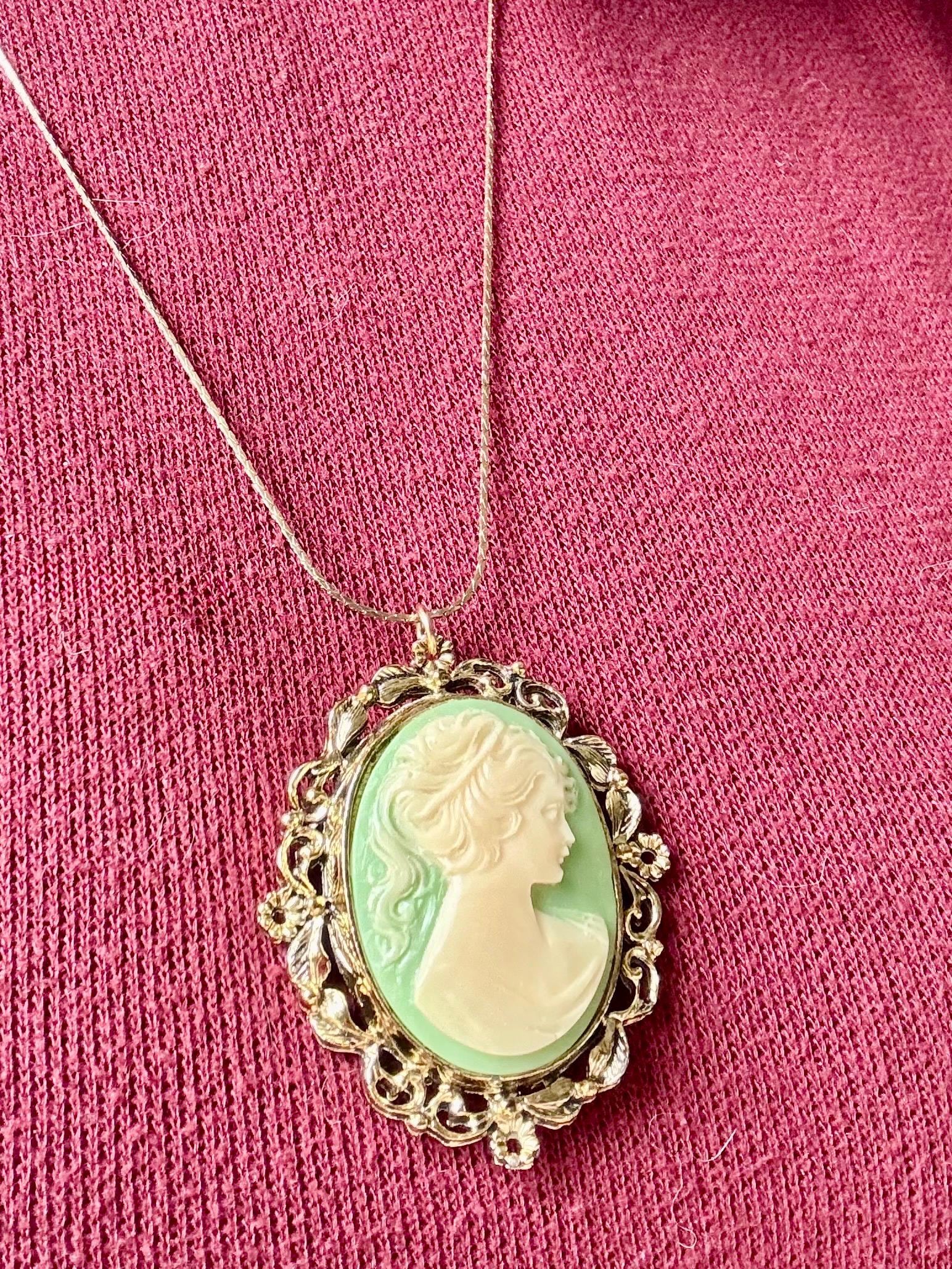 Vintage Cameo Brooch Pendant – Green Ivory Lady Profile, Ornate Gold Frame, Adjustable Necklace