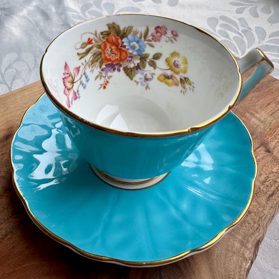 Vintage Aynsley Robin’s Egg Blue Teacup & Saucer – Pattern 2942 – Made in England