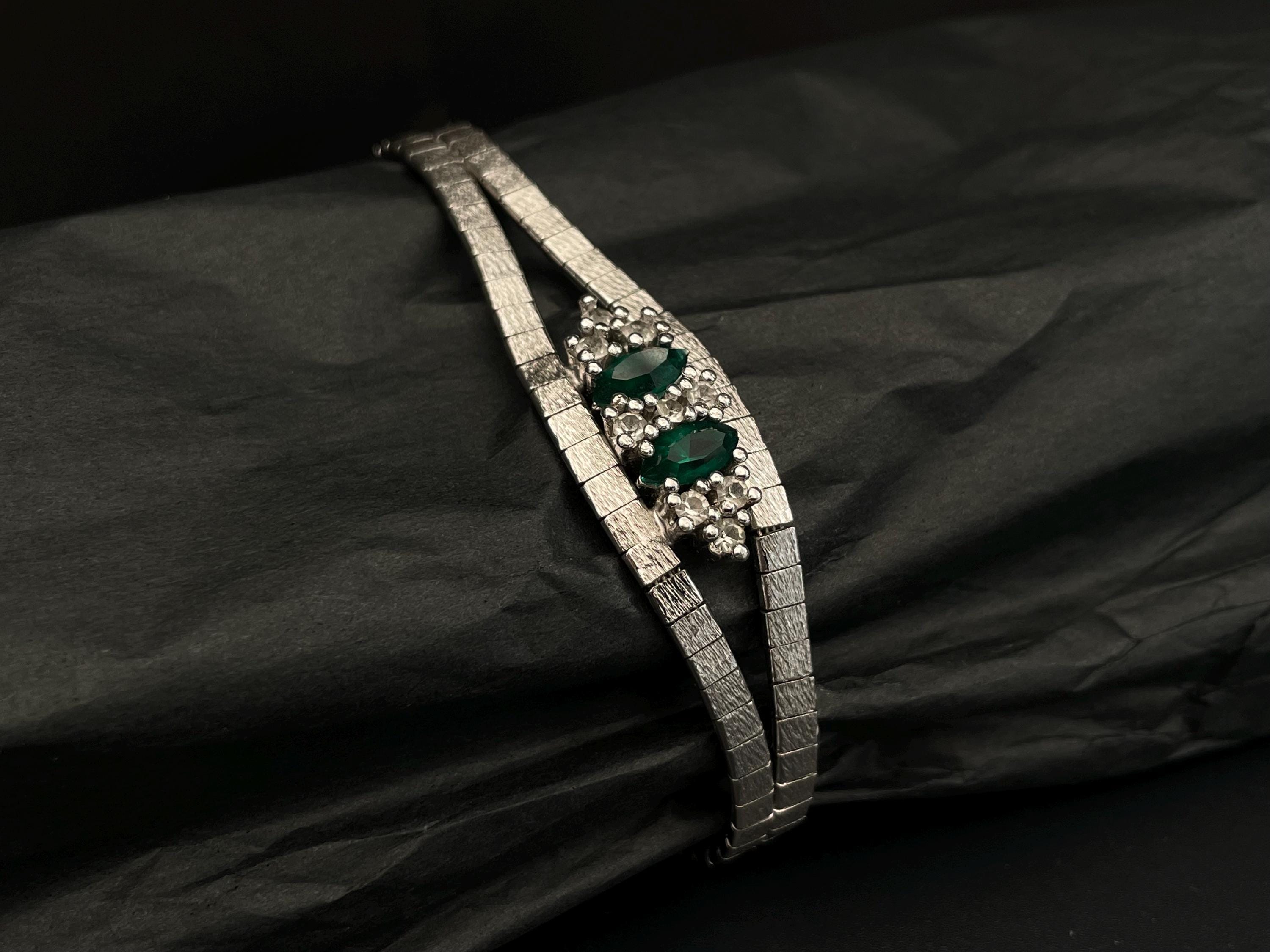 Vintage 925 Sterling Silver Bracelet – Marquise-Cut Green Stones & Textured Design (7.5” / 19cm)