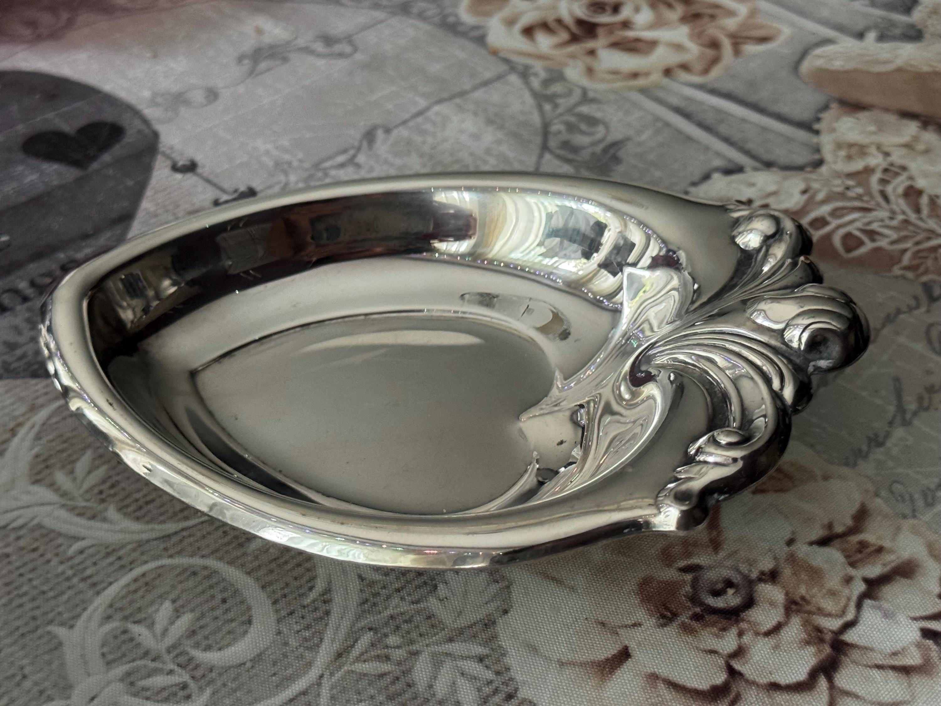 Vintage Viking Plate Silverplate Wedding Rings Heart-Shaped Trinket Dish – Made in Canada