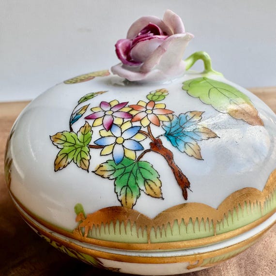 Vintage Herend Hungary Porcelain Trinket Box – Butterfly, Florals & 3D Rose Finial – Hand-Painted
