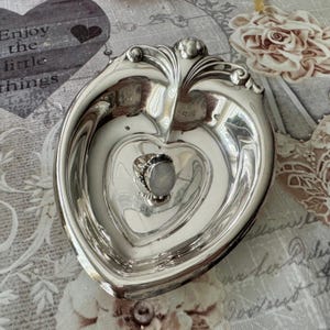 Vintage Viking Plate Silverplate Wedding Rings Heart-Shaped Trinket Dish – Made in Canada image 7
