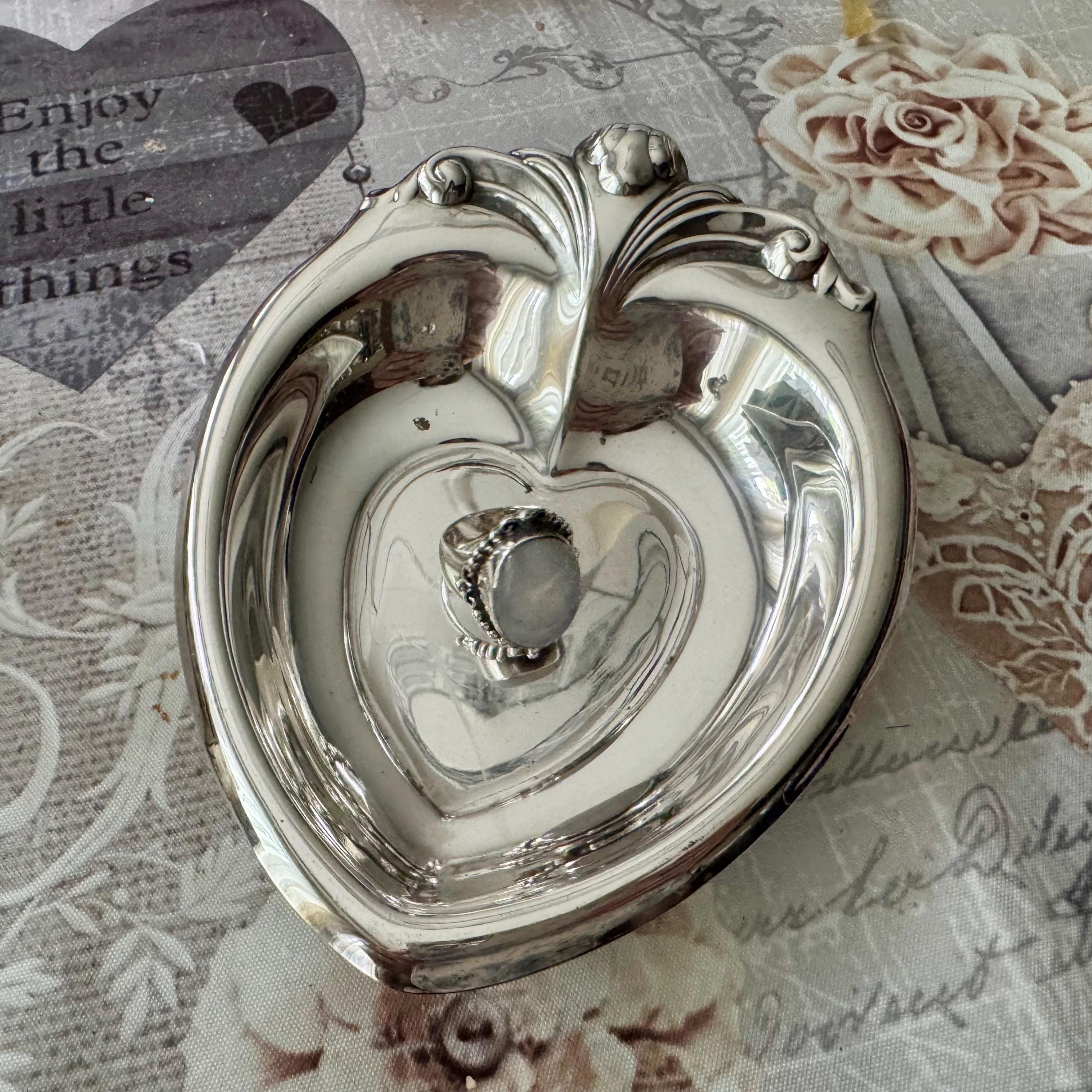 Vintage Viking Plate Silverplate Wedding Rings Heart-Shaped Trinket Dish – Made in Canada