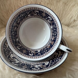 Wedgwood Florentine Teacup & Saucer – Blue Brown – Bone China England zdjęcie 11