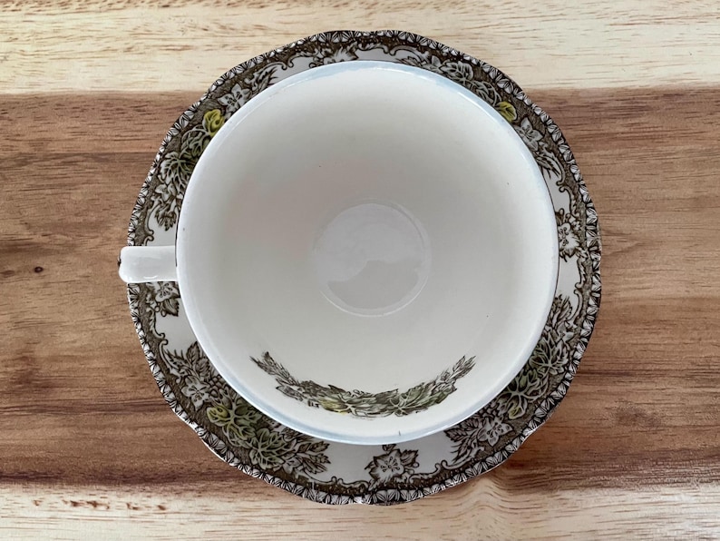 Johnson Bros “The Friendly Village – The Ice House” Cup & Saucer – Made in England bild 5