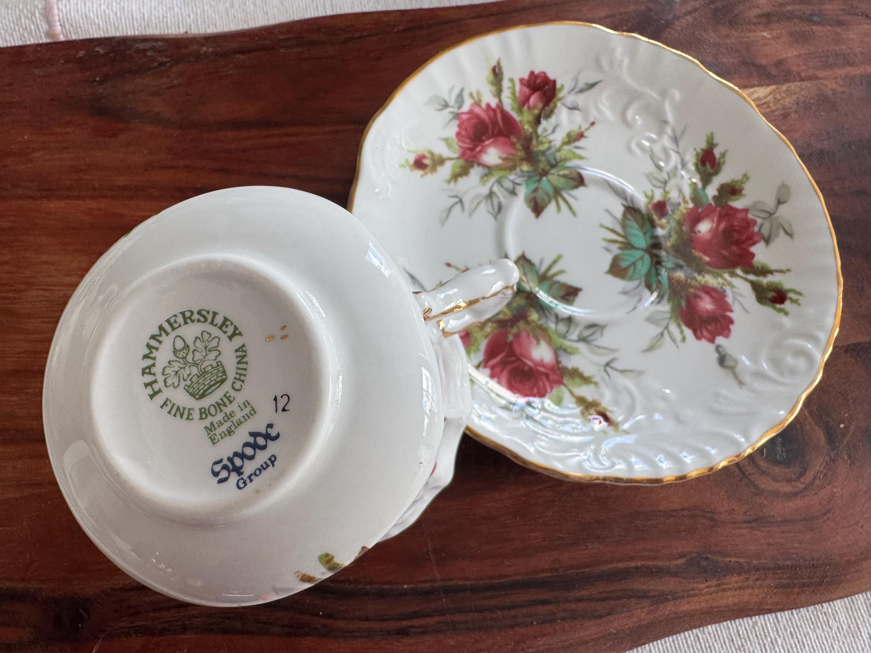 Hammersley Bone China Teacup & Saucer - Spode Group - Red Rose Elegance