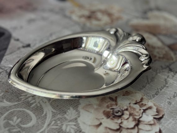 Vintage Viking Plate Silverplate Wedding Rings Heart-Shaped Trinket Dish – Made in Canada