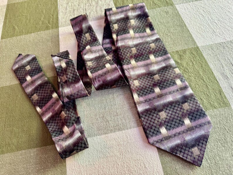 Vintage Tiziano Milano Sidenslips – Plommon Geometrisk Designer Herrslips Neckwear Kanada bild 4