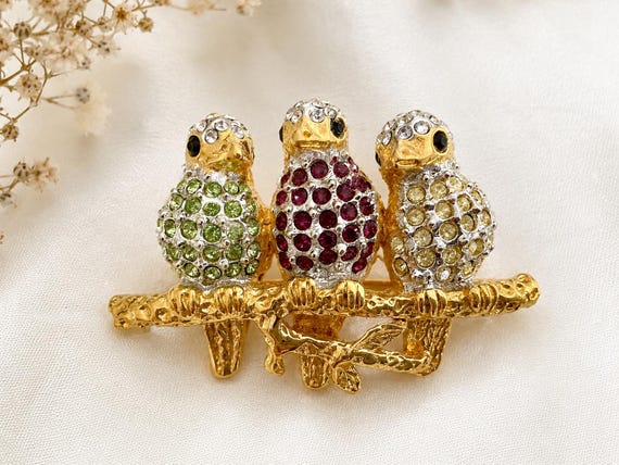 Vintage Butler Gold-Tone Love Birds Brooch – Rhinestone Perched Birds Jewelry