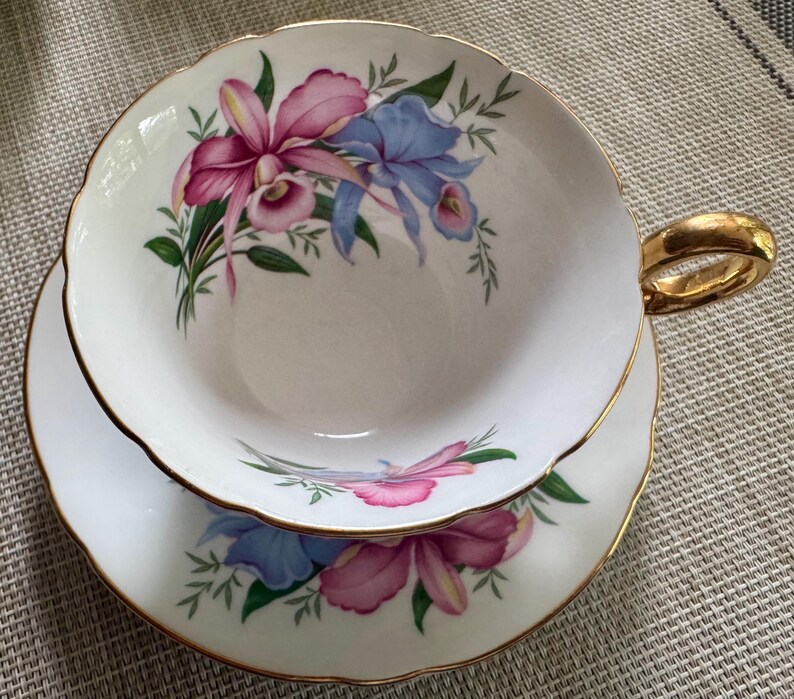 Rare Shelley England Teacup & Saucer – Pattern T2384 – Warwick Shape – Gold Trim – 1945–1966 bild 5