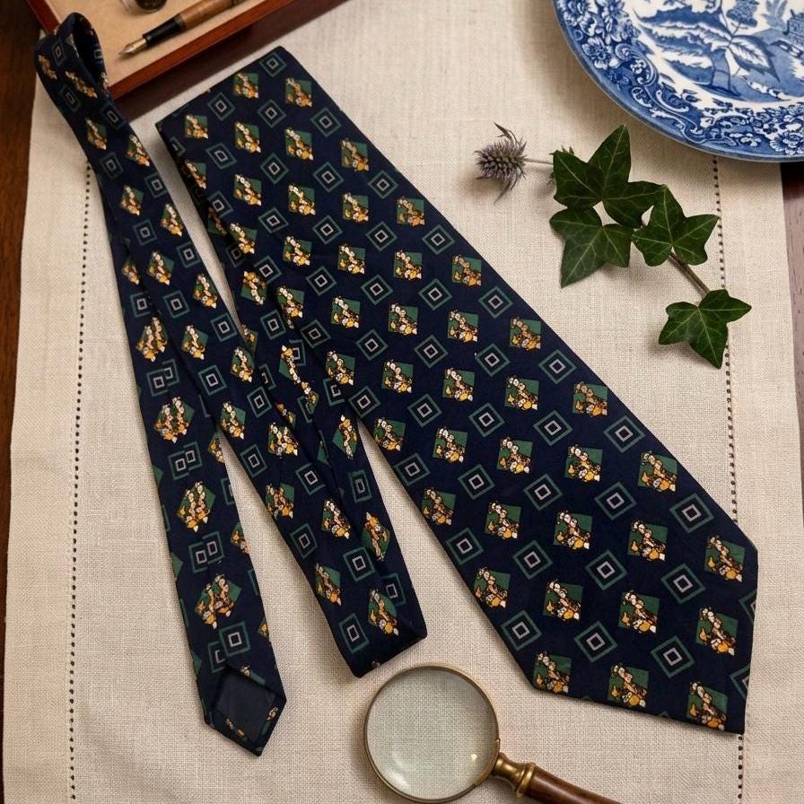 Vintage Winnie the Pooh “Tigger” Silk Necktie – 100% Silk – Hand Made in Korea – Disney Character Novelty Tie