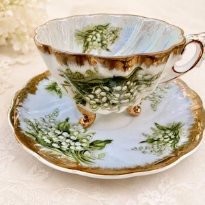 Vintage Giftcraft GC Lily of the Valley Tripod Teacup Saucer Japan Three Legged Gold Fine China bild 1