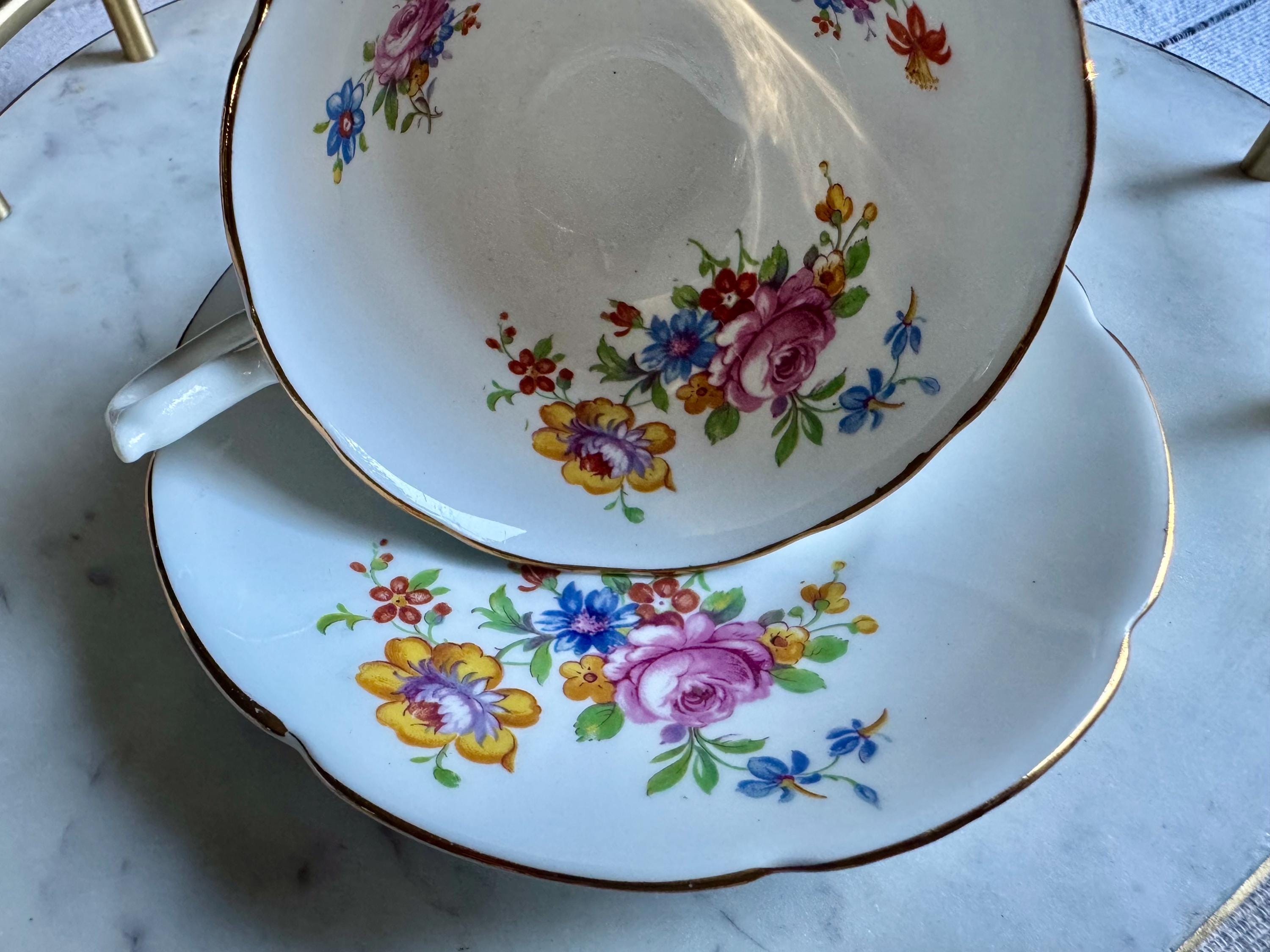 Vintage Collingwoods Bone China Teacup & Saucer – Pattern 347, Multicolor Floral Bouquet