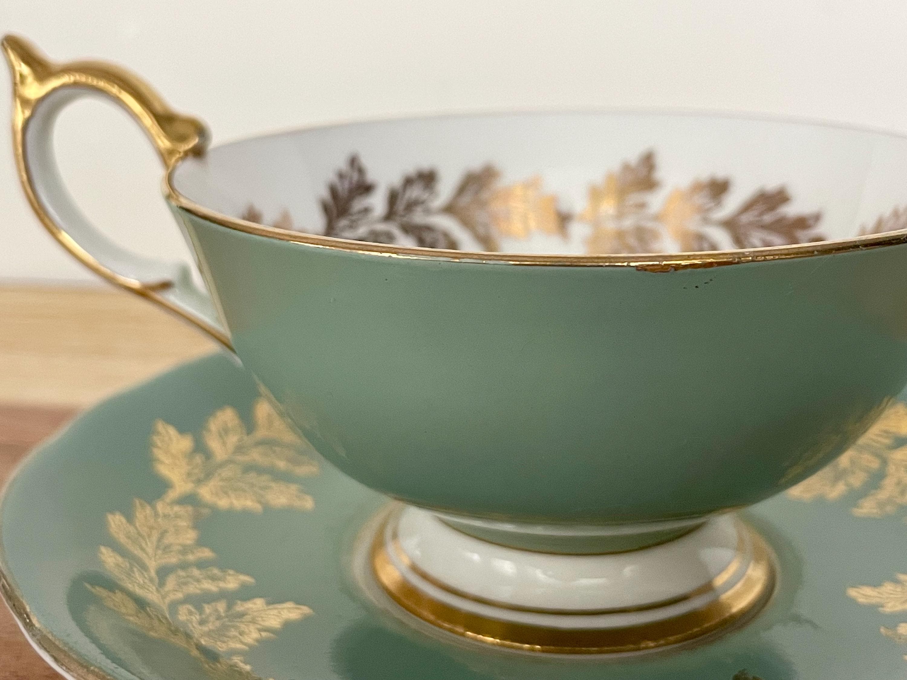 Vintage Aynsley Bone China Cup & Saucer – Pattern 14226 – Sage Green with Gold Leaf – England