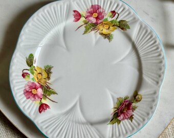 Vintage Shelley “Begonia” Plate – England | Delicate Florals | Scalloped Edge | Fine Bone China