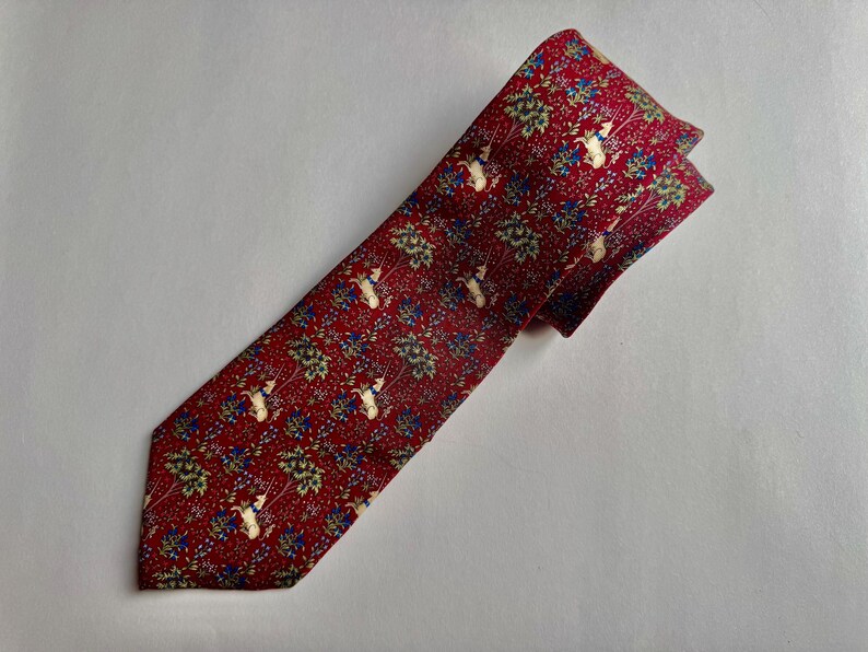 Corbata de seda con diseño de unicornio en un jardín de The Met Store – Corbata de arte del Museo de Tapices Medievales – 100% seda imagen 10