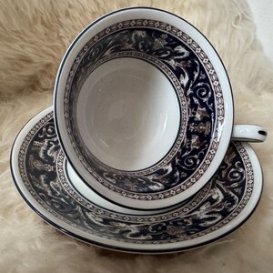 Wedgwood Florentine Teacup & Saucer – Blue Brown – Bone China England zdjęcie 3