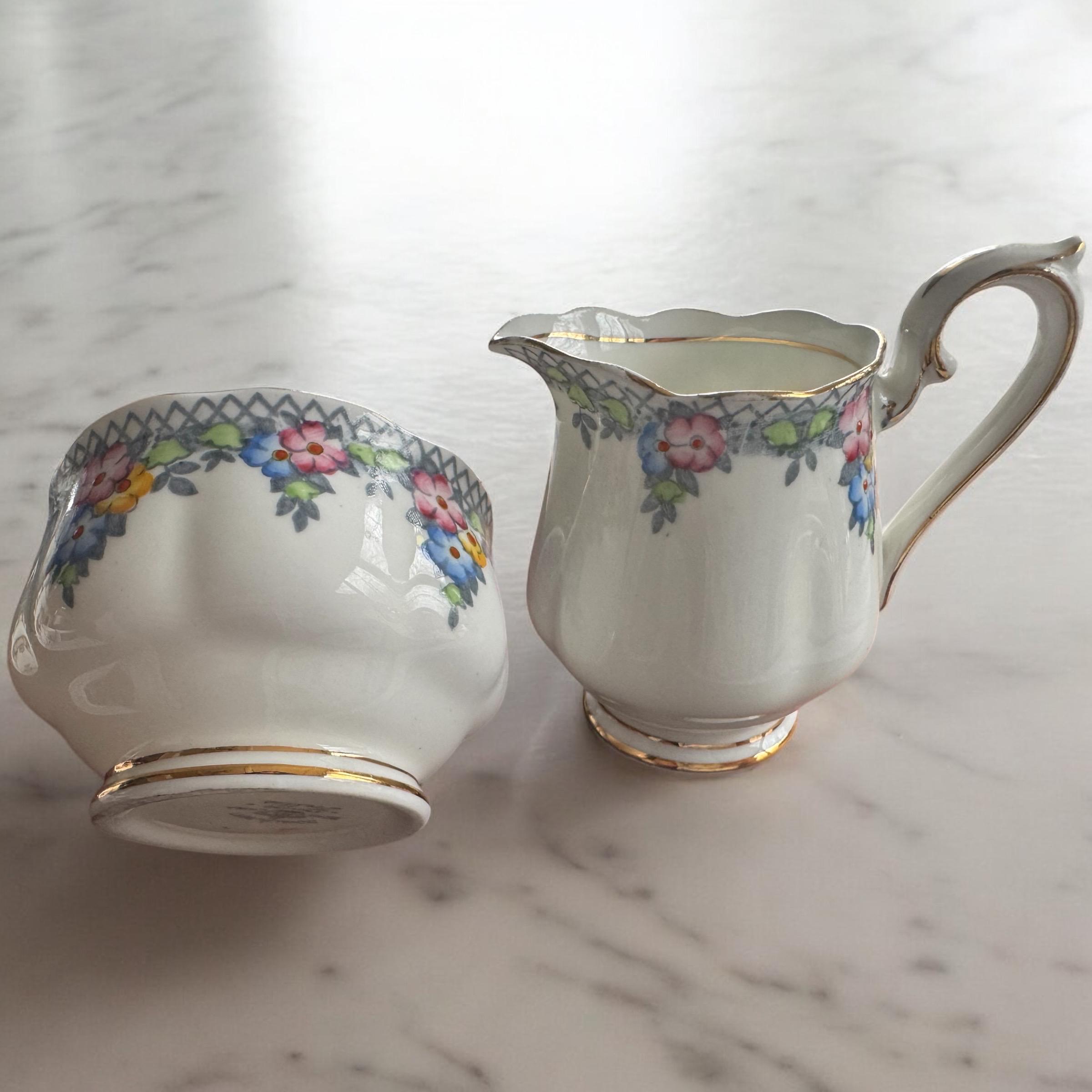 Vintage Royal Albert Trellis Creamer & Sugar Bowl Set: Fine Bone China Floral