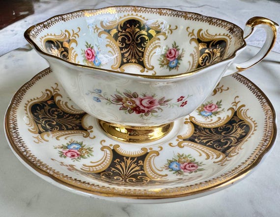 Vintage Paragon Bone China Teacup & Saucer: English Gold Scrollwork