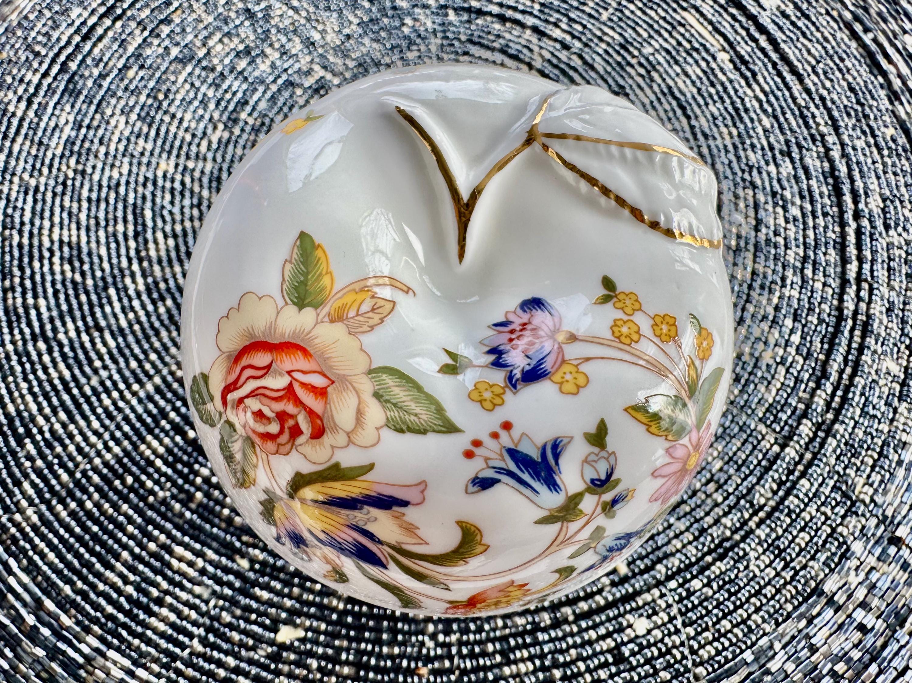 Aynsley Cottage Garden Apple Trinket Dish – Fine Bone China, Made in England