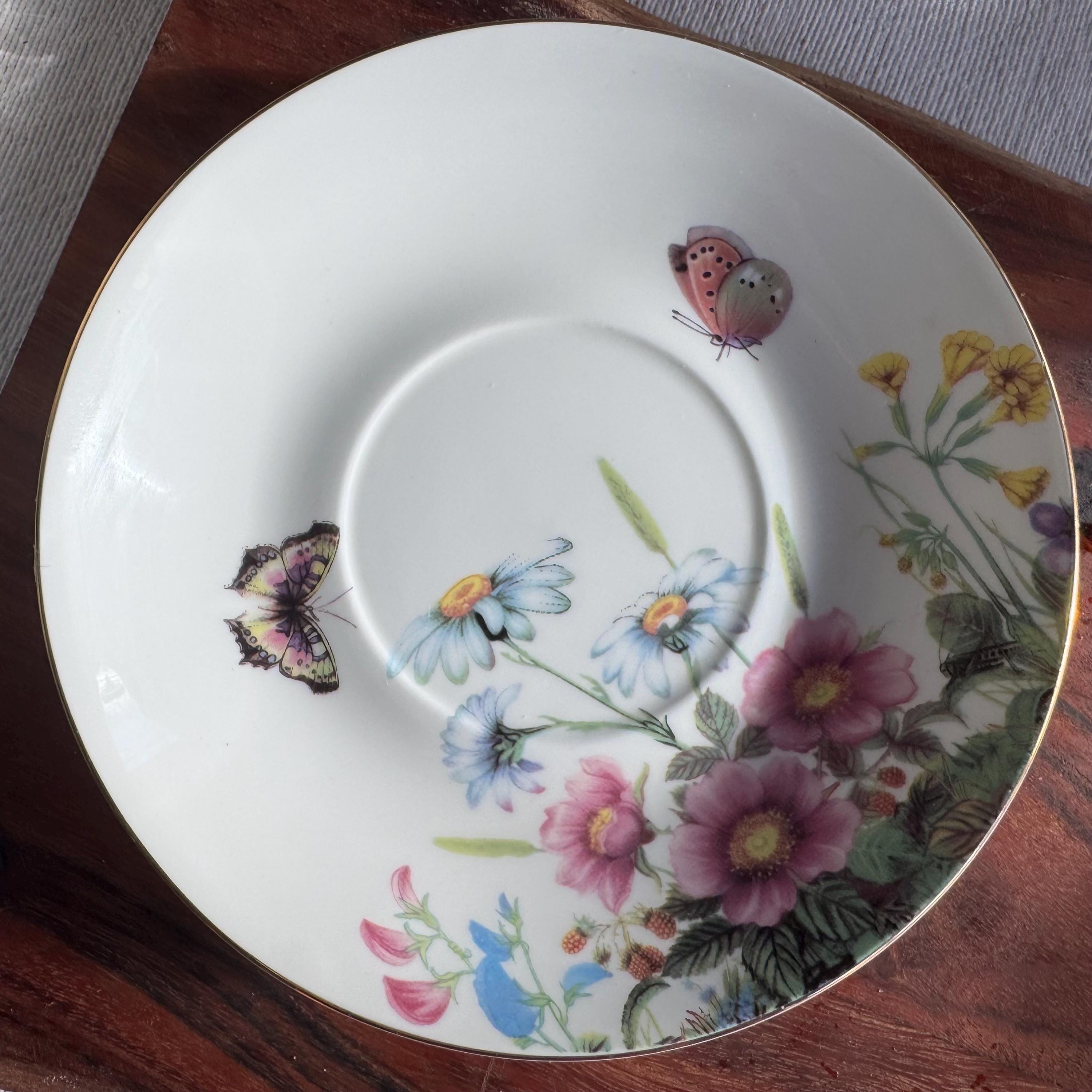 Bella Lux Gracie Bone China Teacup & Saucer - Delicate Floral Elegance
