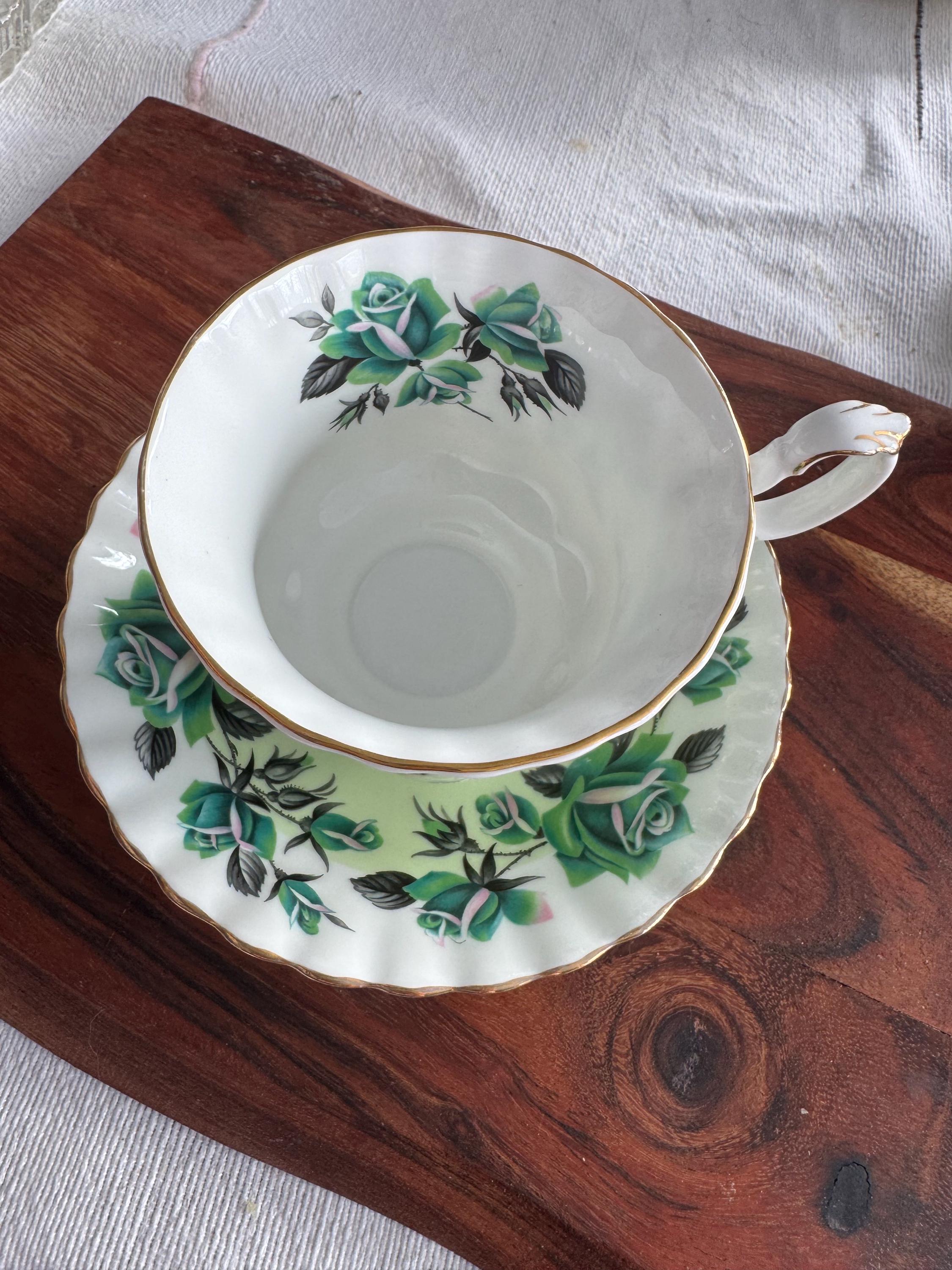 Royal Albert Lakeside Series “Grasmere” Bell-Shaped Teacup & Saucer - Green Rose Elegance