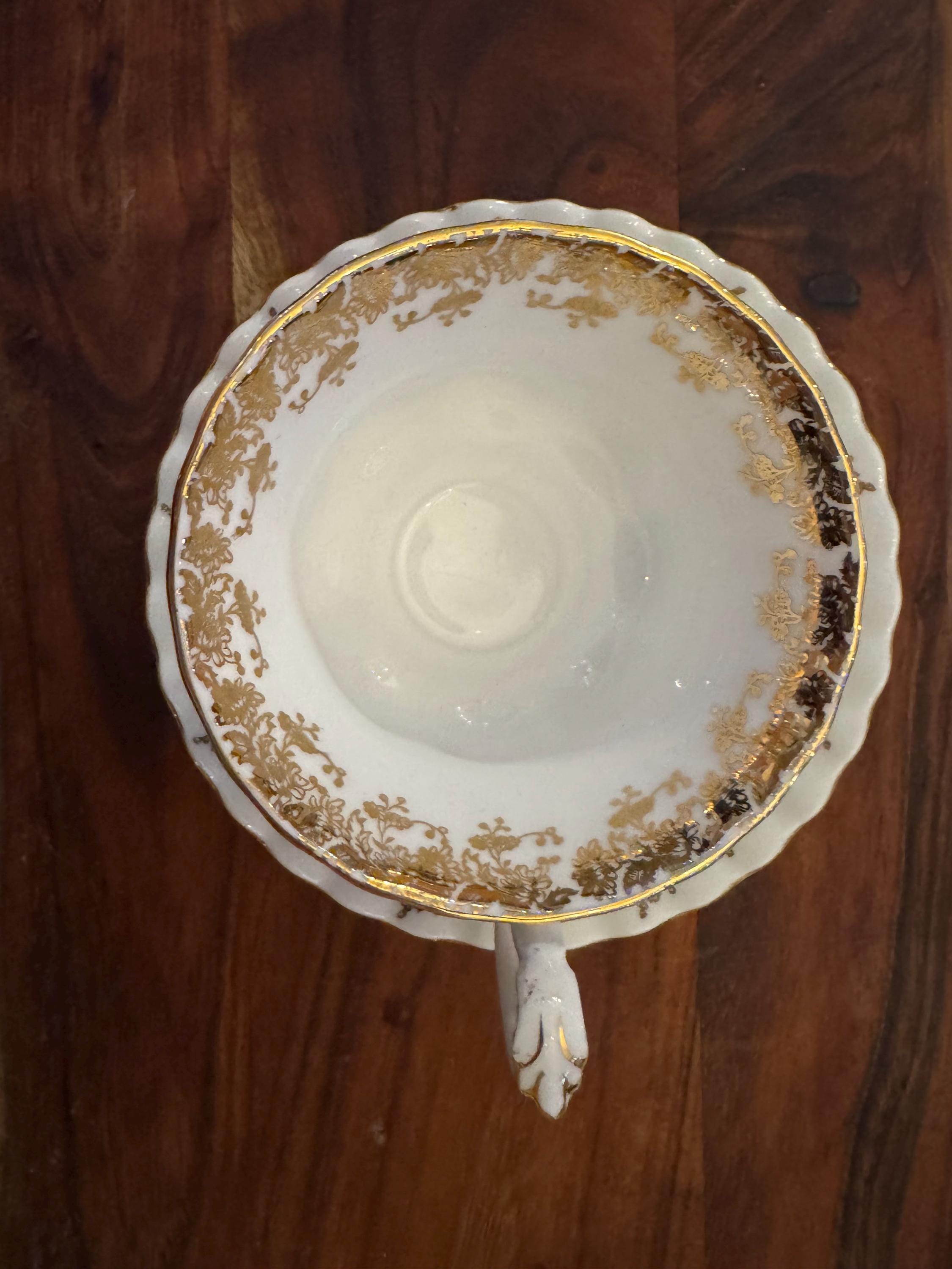 Exquisite Royal Albert Regal Series Cup and Saucer – Yellow and Gold Elegance