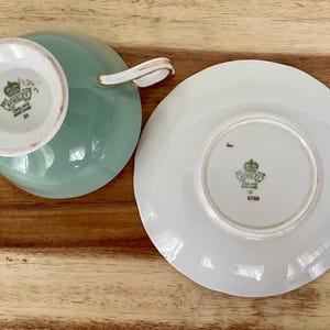 Vintage Aynsley Bone China Cup & Saucer – Pattern 14226 – Sage Green with Gold Leaf – England bild 8