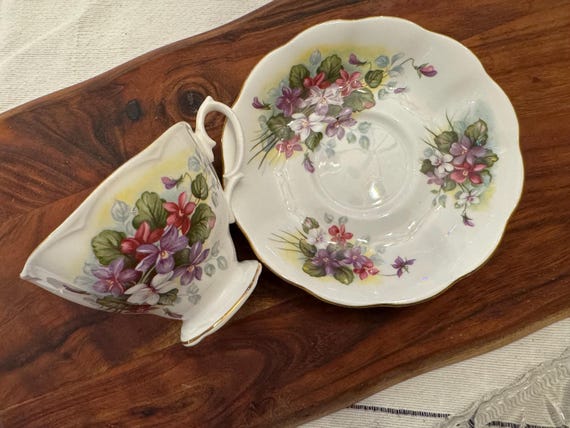 Charming Royal Albert Fine Bone China Tea Cup and Saucer – Violet Bouquet