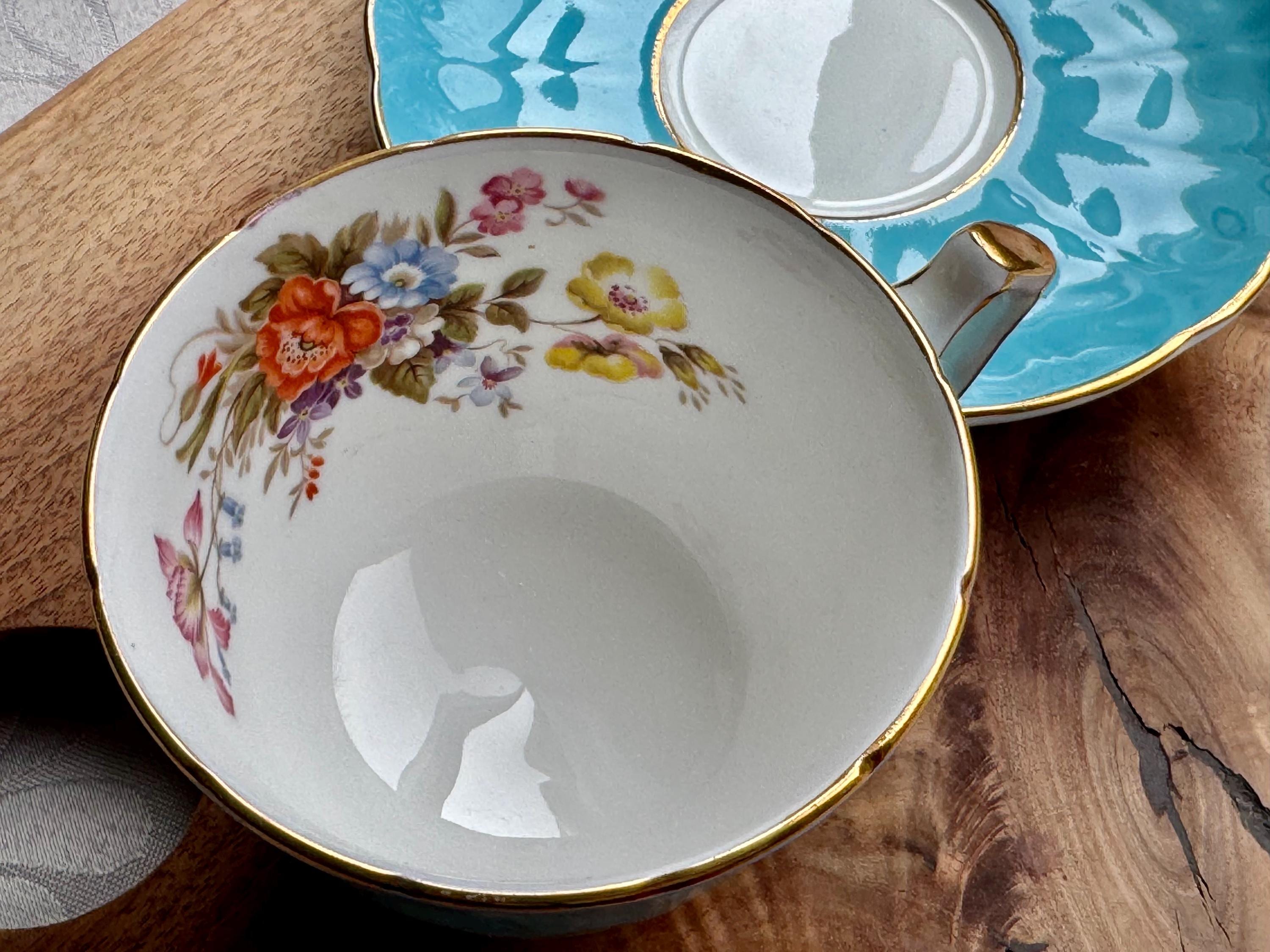 Vintage Aynsley Robin’s Egg Blue Teacup & Saucer – Pattern 2942 – Made in England