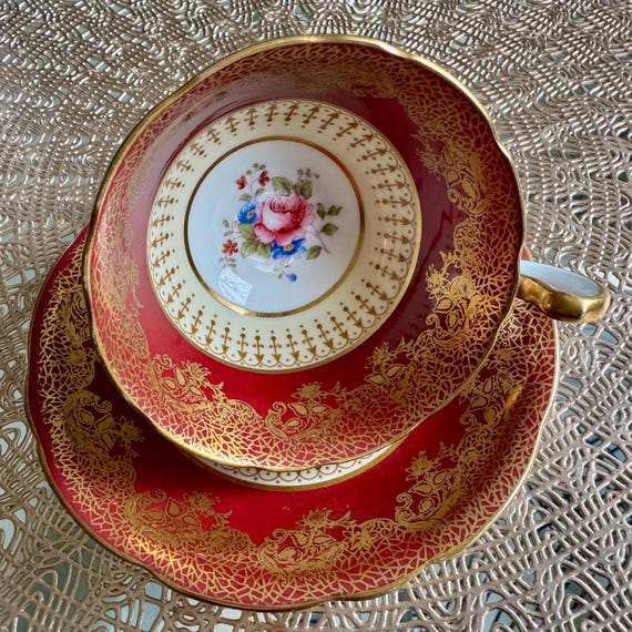 Vintage Aynsley England – Red Gold Filigree Floral Teacup & Saucer