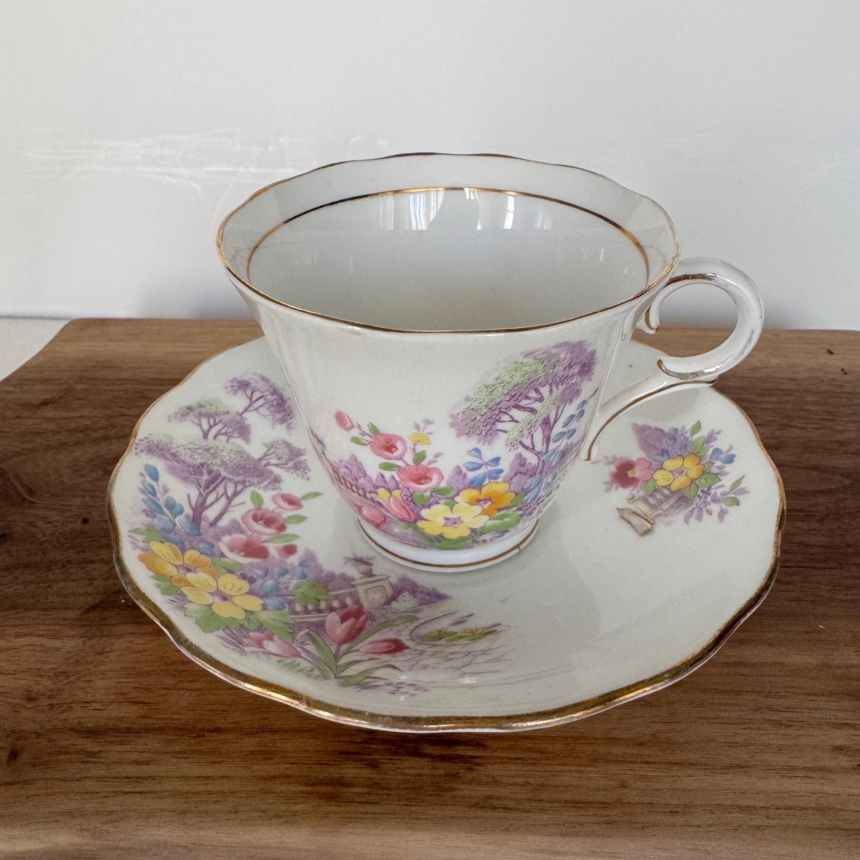 Vintage Colclough Bone China Teacup & Saucer – English Cottage Garden Scene – Made in Longton, England