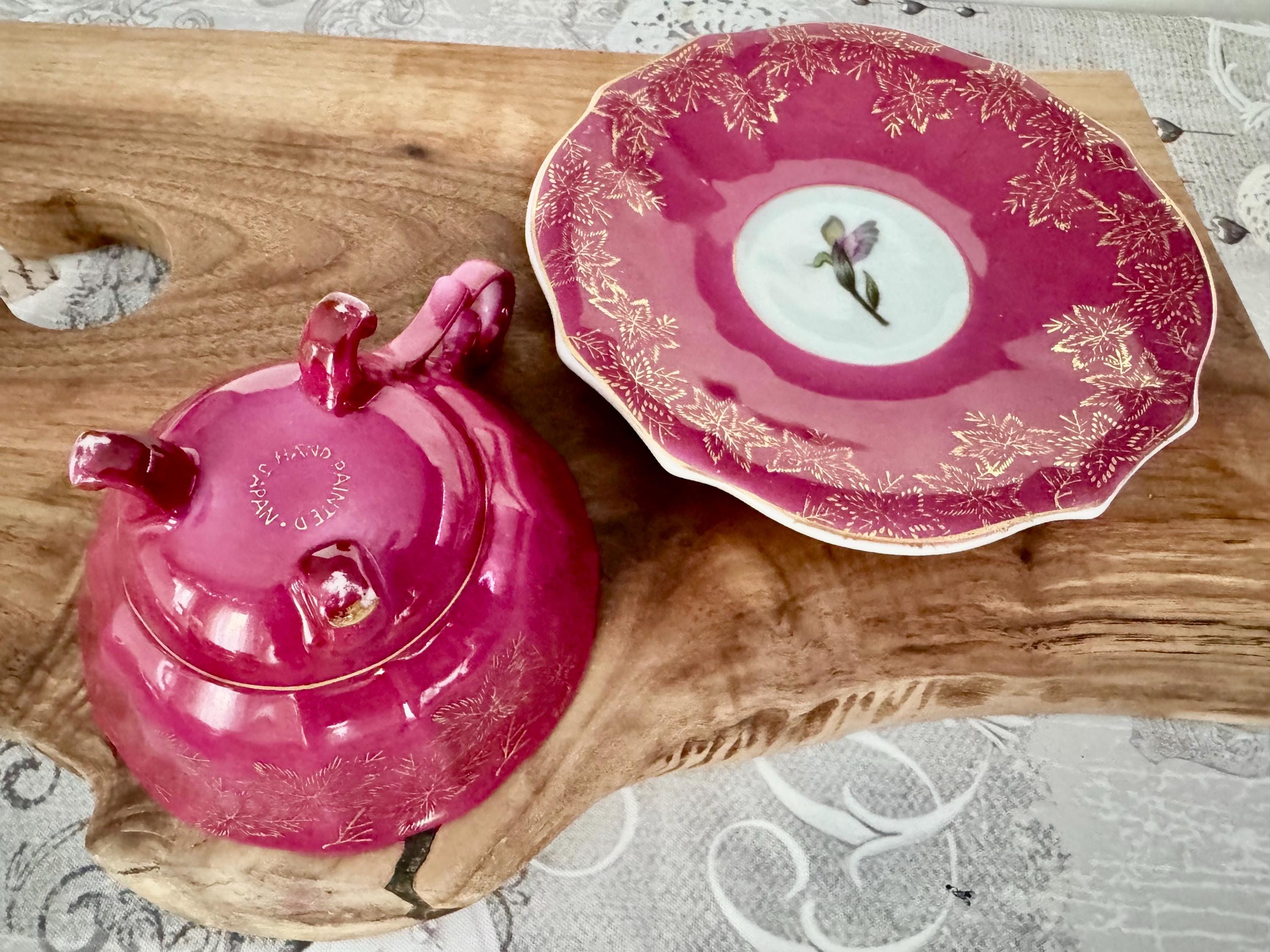 Vintage Hand Painted Japan Three-Footed Teacup & Saucer – Crimson Red with Gold Maple Leaf Motif