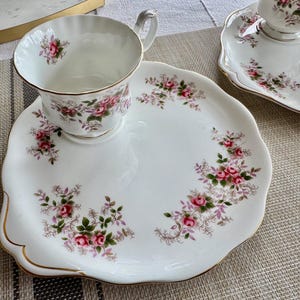 Vintage Royal Albert Snack Set: Lavender Rose Teacup and Plate image 4