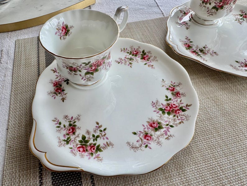 Vintage Royal Albert Snack Set: Lavender Rose Teacup and Plate image 4