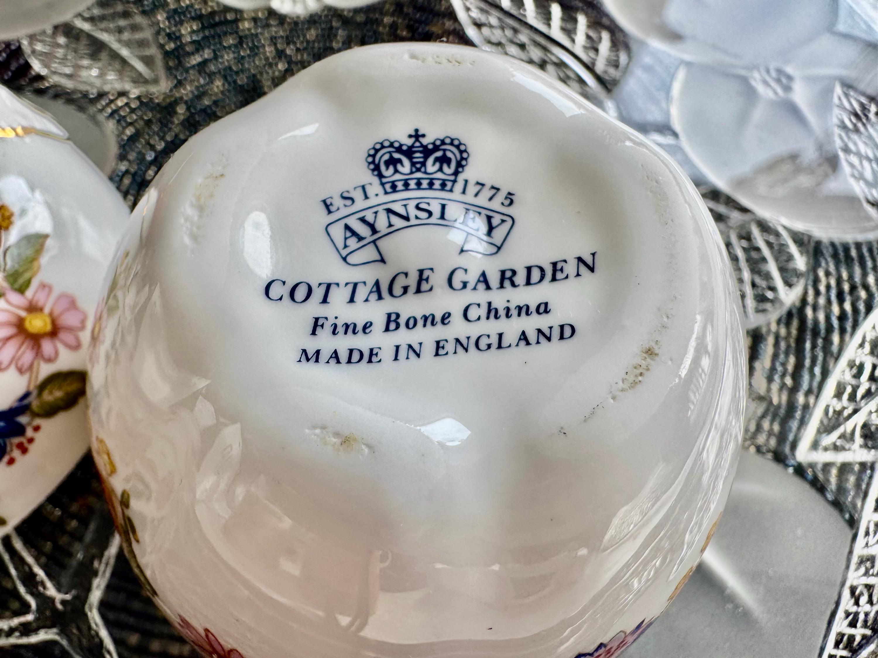 Aynsley Cottage Garden Apple Trinket Dish – Fine Bone China, Made in England