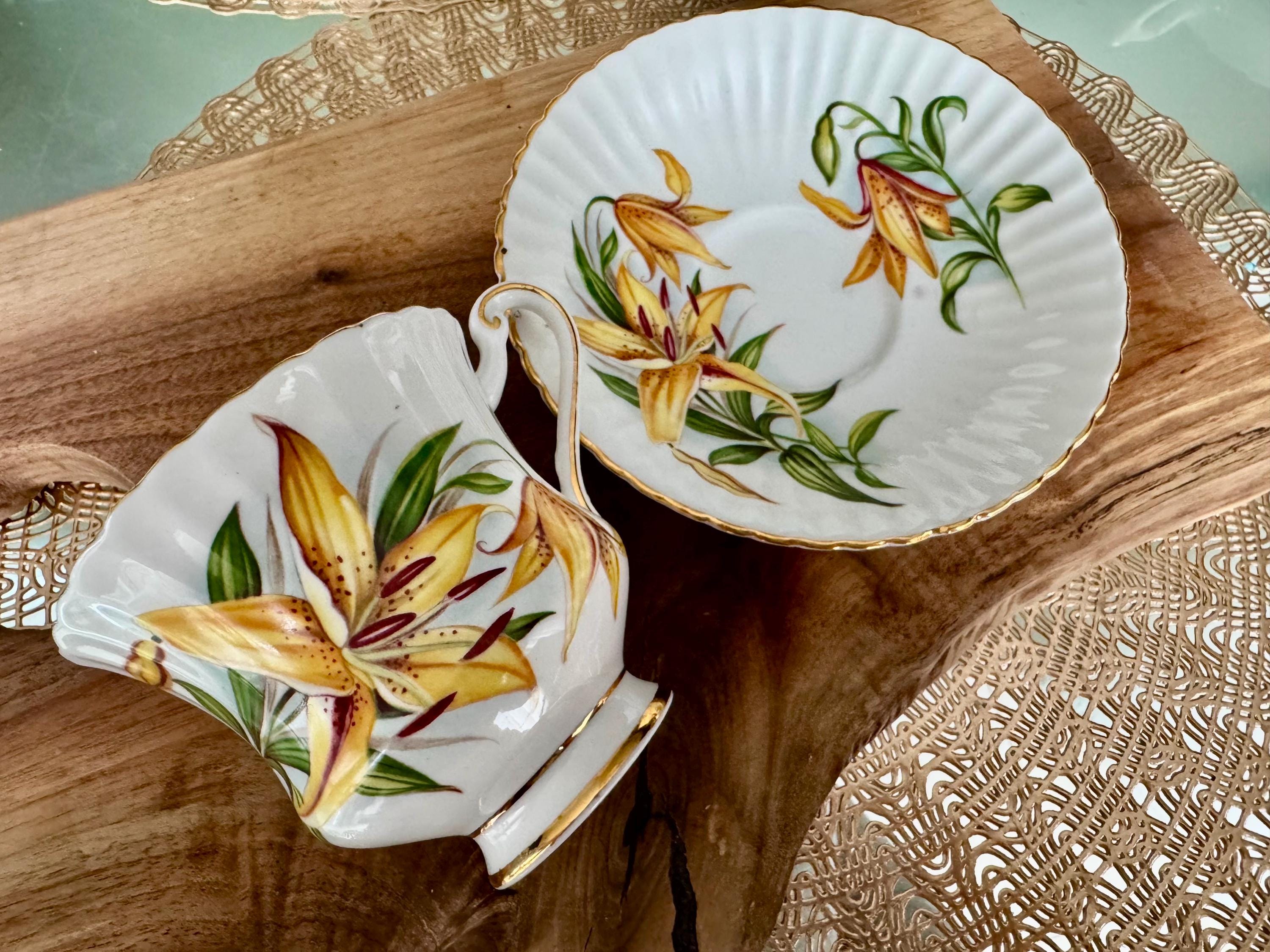 Vintage Paragon “Golden Lily” Tea Cup and Saucer Set - Fine Bone China - 1952-1960