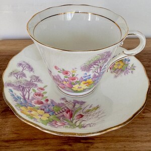 Vintage Colclough Bone China Teacup & Saucer – English Cottage Garden Scene – Made in Longton, England bild 4