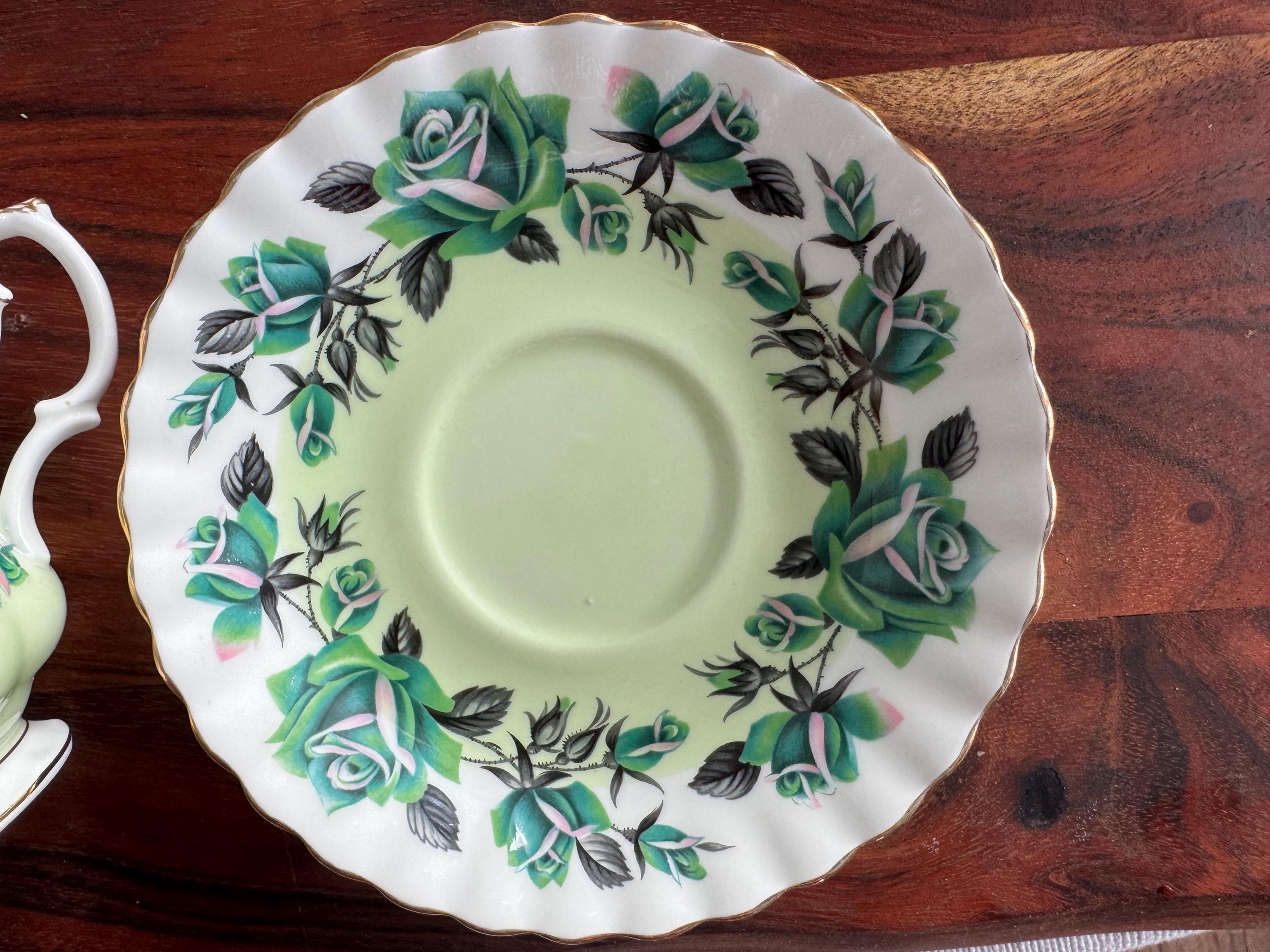 Royal Albert Lakeside Series “Grasmere” Bell-Shaped Teacup & Saucer - Green Rose Elegance