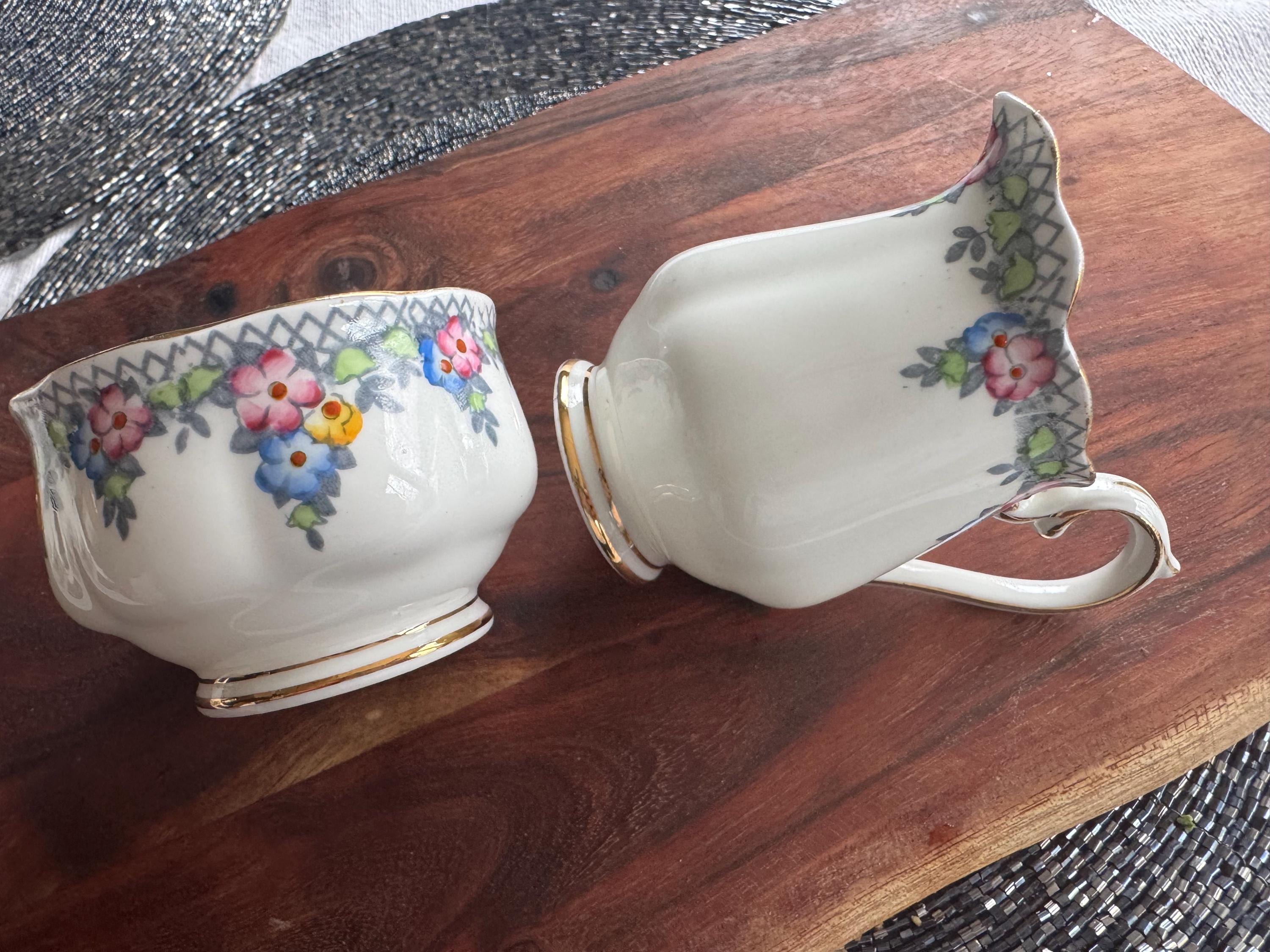 Vintage Royal Albert Trellis Creamer & Sugar Bowl Set: Fine Bone China Floral