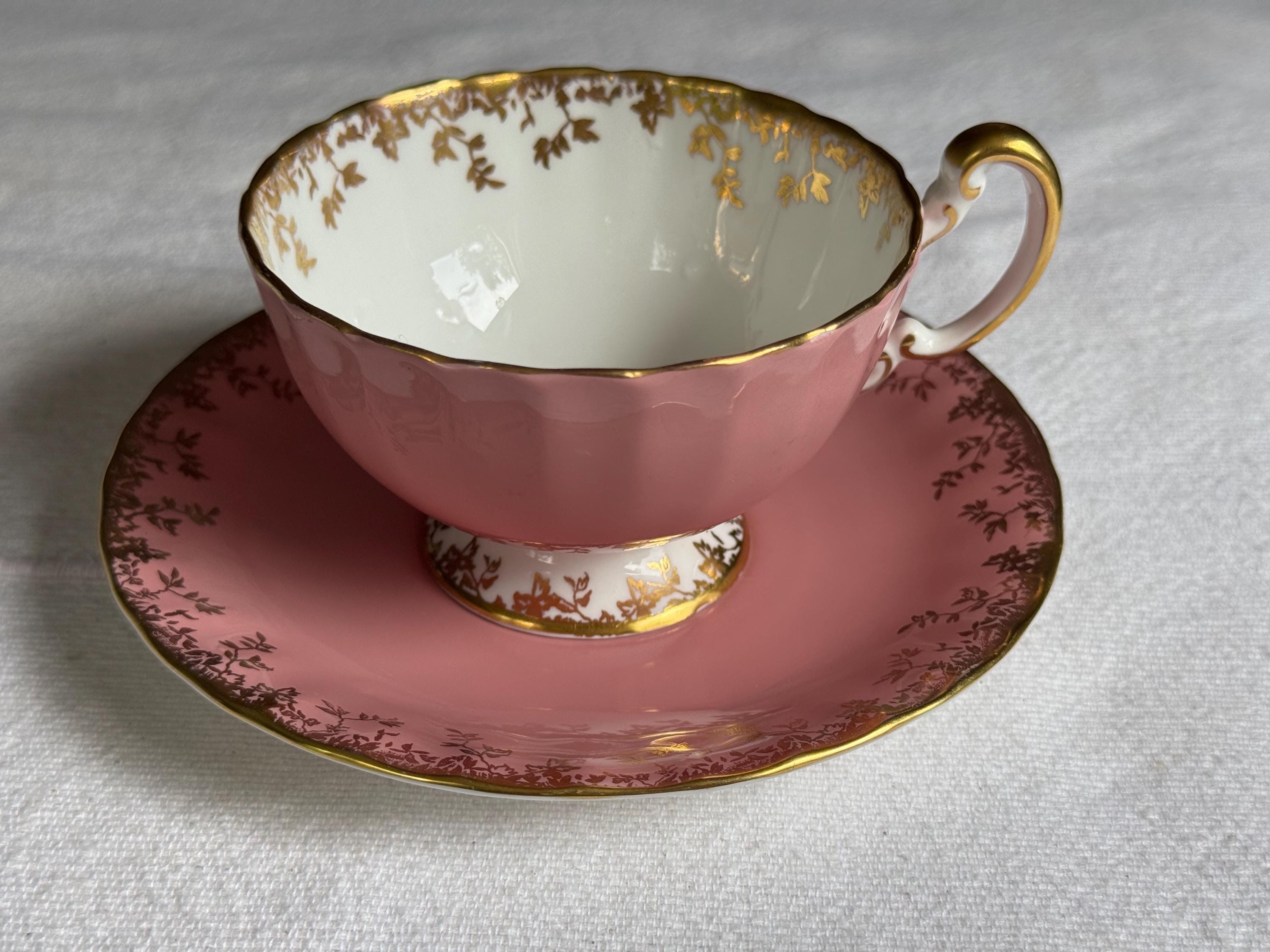 Aynsley Bone China Teacup & Saucer – (2273 Pink with Gold Vine Garland) – Made in England
